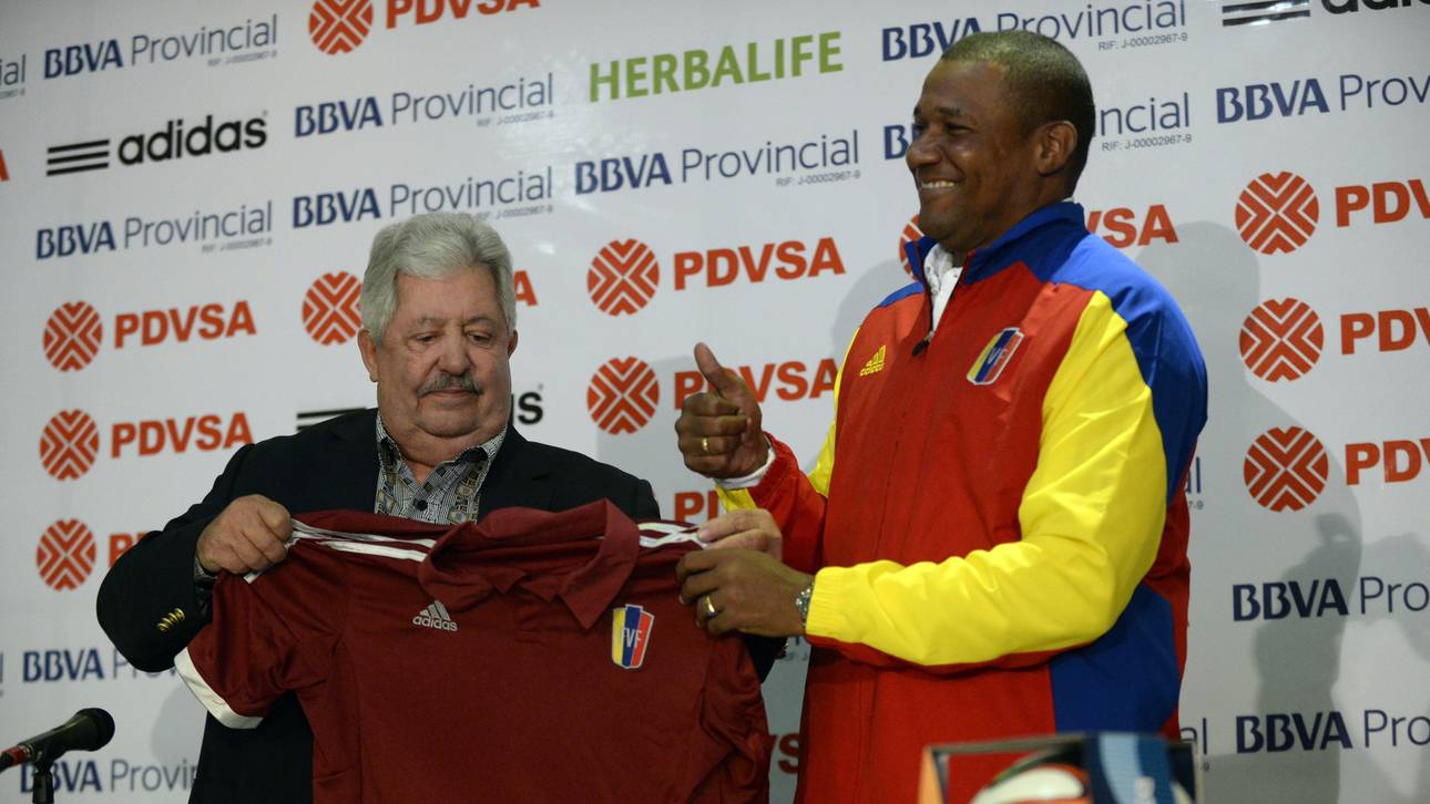 Esquivel will in Venezuela vor Gericht