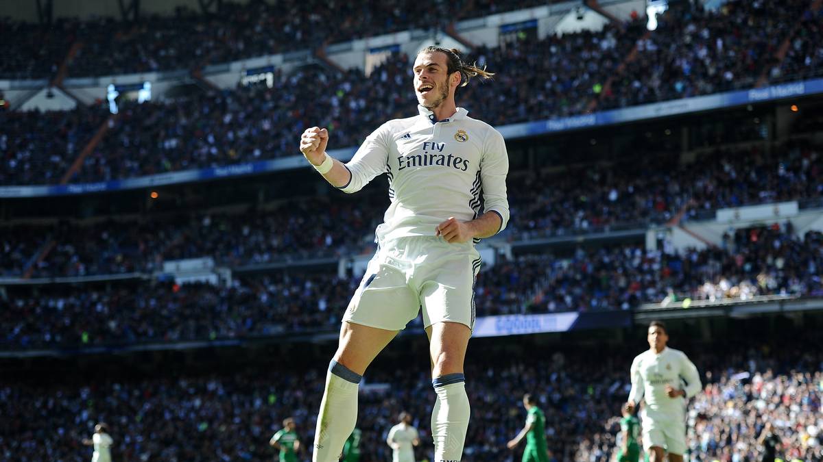 PLATZ 2: Gareth Bale, Real Madrid, 34,6 Mio. Euro (inkl. Boni): Und auch Gareth Bale ist nach seinem Megavertrag inklusive aller Boni vor den mehrfachen Weltfußballer Ronaldo gerückt. Einen kann jedoch auch der Waliser nicht toppen...