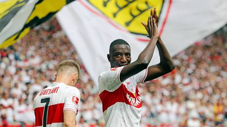 Dem VfB Stuttgart steht ein weiterer schmerzhafter Verlust bevor: Nachdem der Wechsel von Kapitän Waldemar Anton zu Borussia Dortmund bereits nahezu fix ist, ist nun offenbar auch der Abgang von Serhou Guirassy beschlossene Sache.