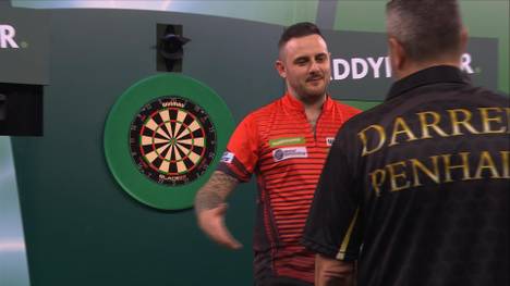 Joe Cullen wird seiner Favoritenrolle gerecht und bezwingt Darren Penhall standesgemäß mit 3:0.
