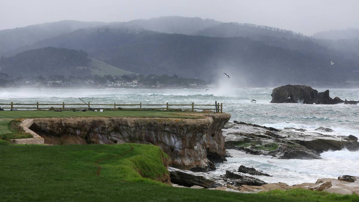 Golf: Unwetter führt zu Abbruch