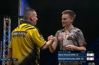 Dave Chisnall gewinnt das Finale der Flanders Darts Trophy gegen Ricardo Pietreczko mit 8:6 und krönt sich bei seinem 100. Turnier auf der Tour zum Sieger.