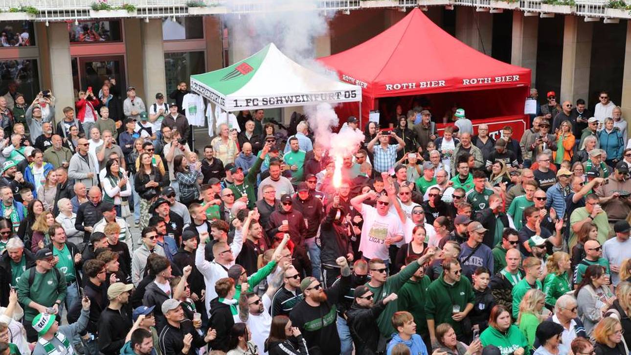 Der Aufstieg in die 3. Liga wird in Schweinfurt gebührend gefeiert