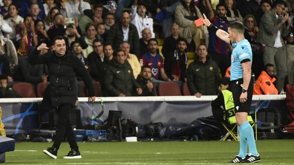 Wutanfall! Xavi fliegt raus - dreimal Rot für Barca