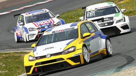 19 Teams starten mit 44 Fahrzeugen in die zweite Saison der TCR Germany