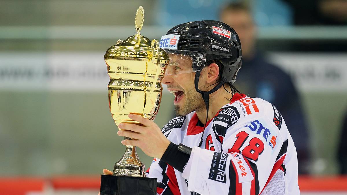 Deutschlands Eishockey-Cracks verpassen im Februar 2013 nach einem Debakel gegen Österreich seit 65 Jahren erstmals die Qualifikation für die Olympischen Spiele. Ganz Österreich feiert das "Eishockey-Cordoba" ausschweifend und verspottet die Deutschen