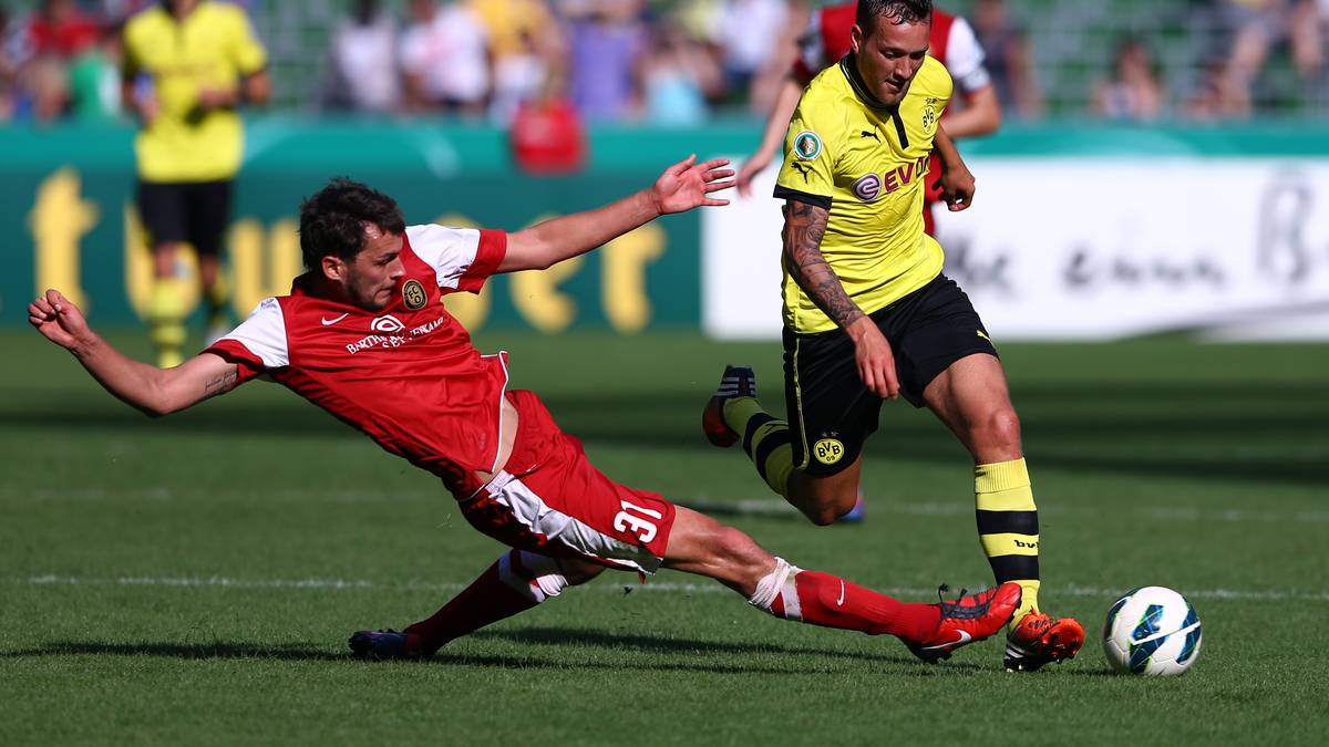 FALSCHES VERSPRECHEN - JULIAN SCHIEBER (23, Wechsel 2012/13): Überzeugte unter anderem beim irren 4:4 gegen Stuttgart und wurde danach prompt gekauft. In Dortmund aber allenfalls Ergänzungsspieler, verabschiedete sich nach zwei Jahren schon wieder Richtung Berlin
