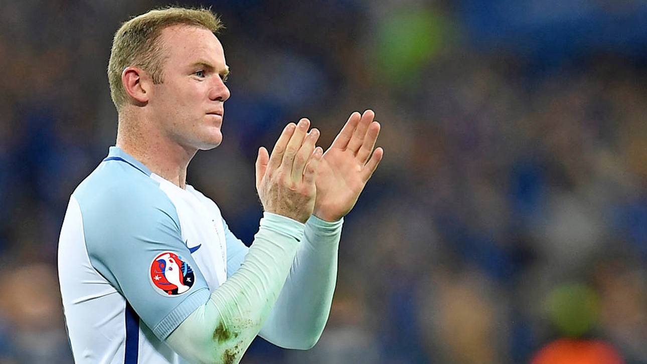 Shearer fordert Rooneys Rücktritt