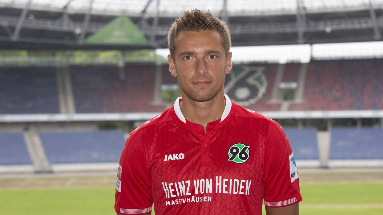 Sobiech schießt Hannover zum Sieg