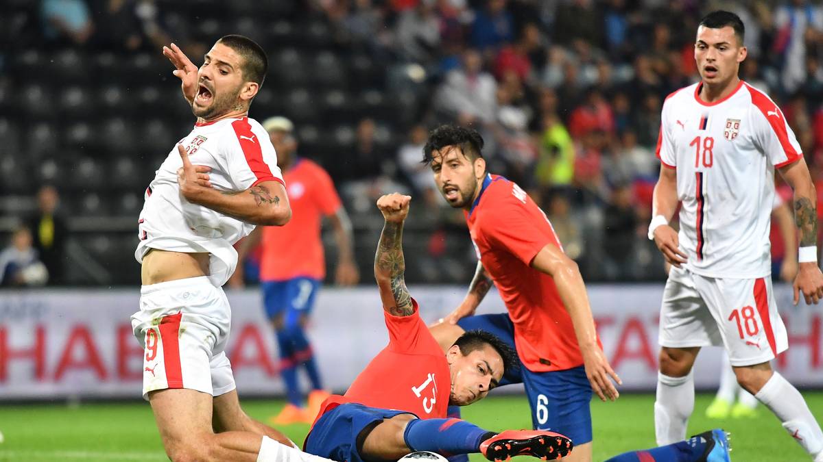 PLATZ 23 - SERBIEN: Trotz der direkten WM-Qualifikation als Gruppensieger - die eher mittelmäßigen Quali-Gegner und die letzten Testspielergebnisse lassen nicht unbedingt auf eine serbische WM-Sensation hoffen. Der Einzug ins Achtelfinale wäre eine Überraschung