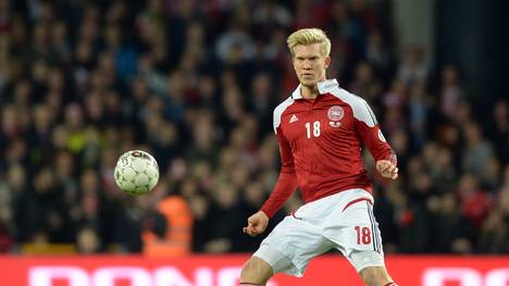 COPENHAGEN, DENMARK - OCTOBER 11:  Simon Makienok of Denmark in action during the FIFA 2014 World Cup Qualifying group B match between Denmark and Italy at Parken Stadium on October 11, 2013 in Copenhagen, Denmark.  (Photo by Claudio Villa/Getty Images)