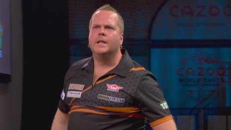 Dirk van Duijvenbode gewinnt einen Krimi gegen Karel Sedlacek im sechsten Leg des Entscheidungssatzes. Zwischendurch gelangen "The Titan" acht perfekte Darts.