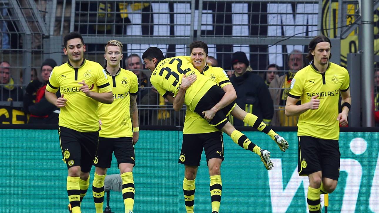 Borussia Dortmund v SC Freiburg - Bundesliga