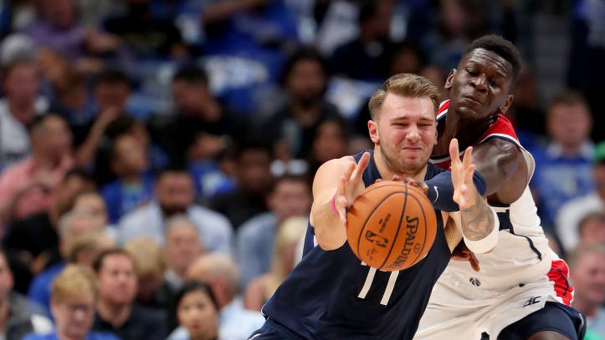 Nie zuvor in der NBA-Geschichte hat ein Spieler unter 21 Jahren so viele Punkte wie Doncic im ersten Saisonspiel erzielt