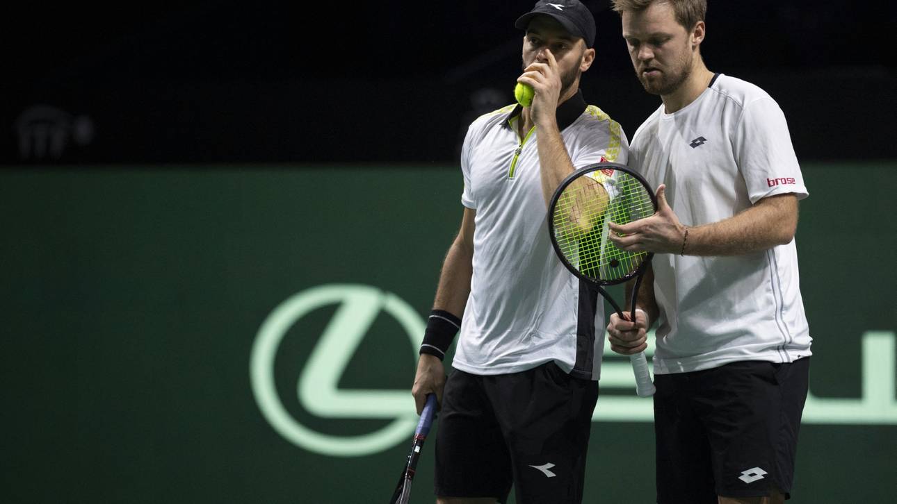 Paris: Deutsches Duo im Viertelfinale