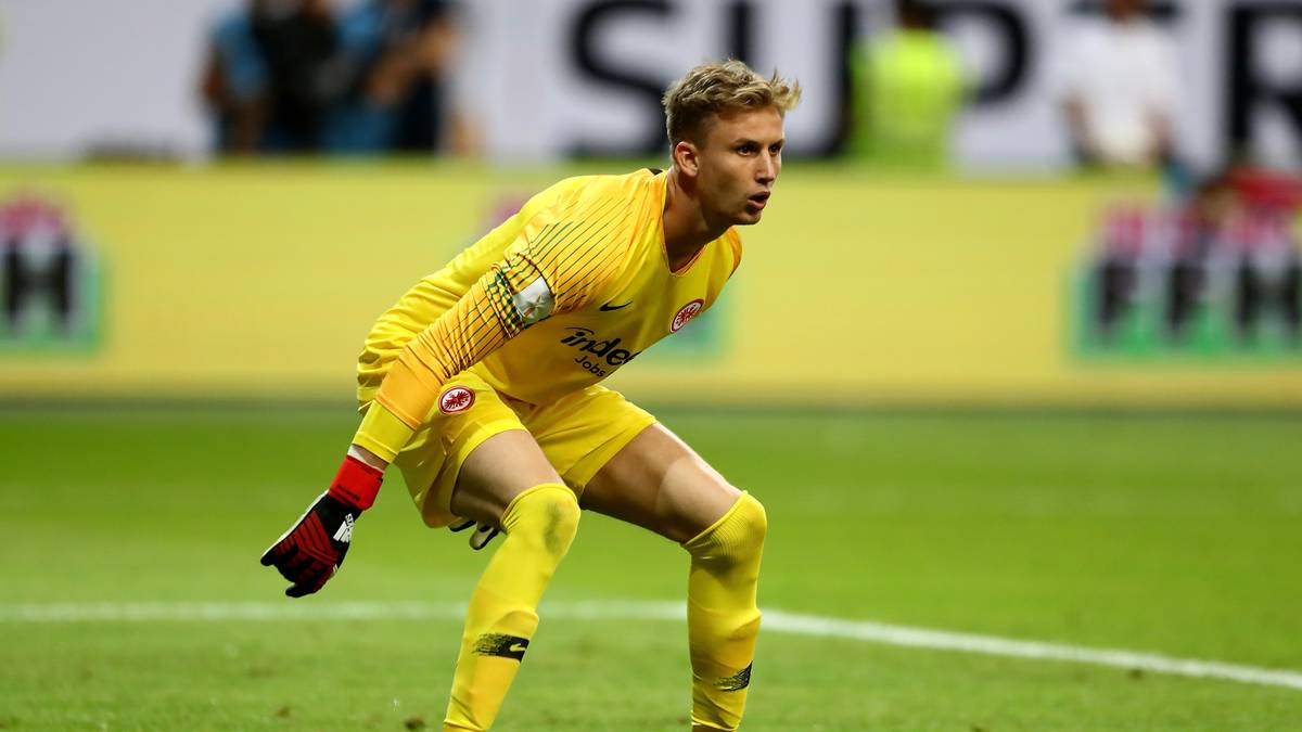 PLATZ 24: FREDERIK RÖNNOW (Eintracht Frankfurt): Weisse Westen: 1 - Gegentore: 0