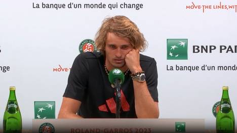Alexander Zverev musste im French-Open-Achtelfinale gegen Grigor Dimitrov zum Insulinspritzen vom Platz. Nun erklärt der 26-Jährige, warum das zu Diskussionen mit der Schiedsrichterin führte.