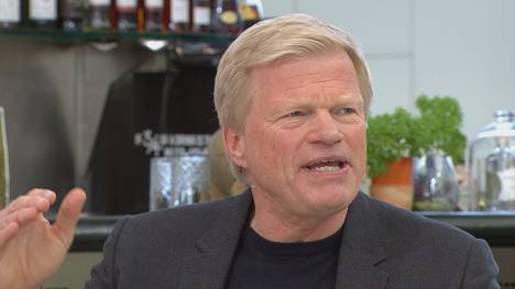 Oliver Kahn wehrt sich im STAHLWERK Doppelpass gegen die Kritik an der Transferpolitik des FC Bayern und äußert sich zu möglichen Neuzugängen. 