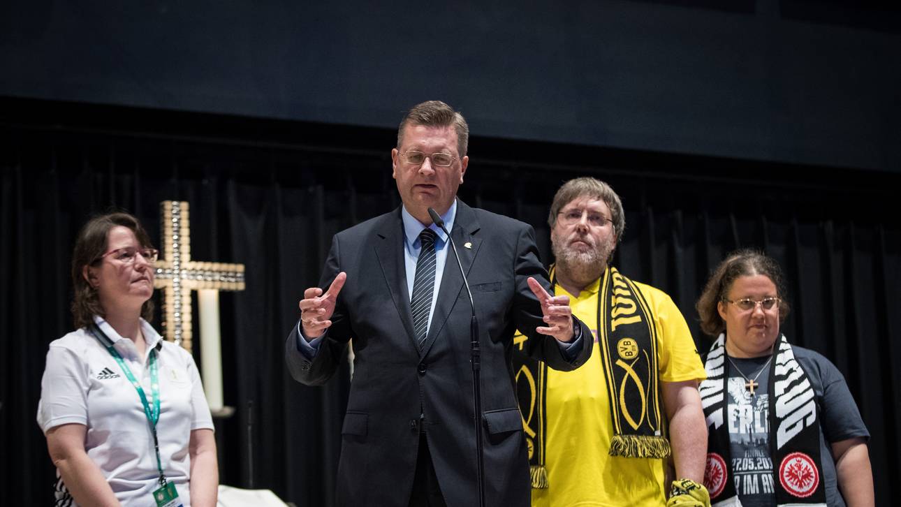 Grindel pro BVB! Eintracht sauer