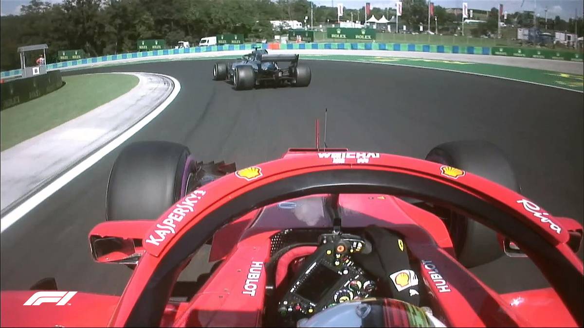Rückschlag für Vettel: Der Overcut-Versuch scheitert, da er zuvor bei Überrundungen und beim Boxenstopp Zeit verliert. Der viermalige Weltmeister hat wieder Bottas unmittelbar vor sich