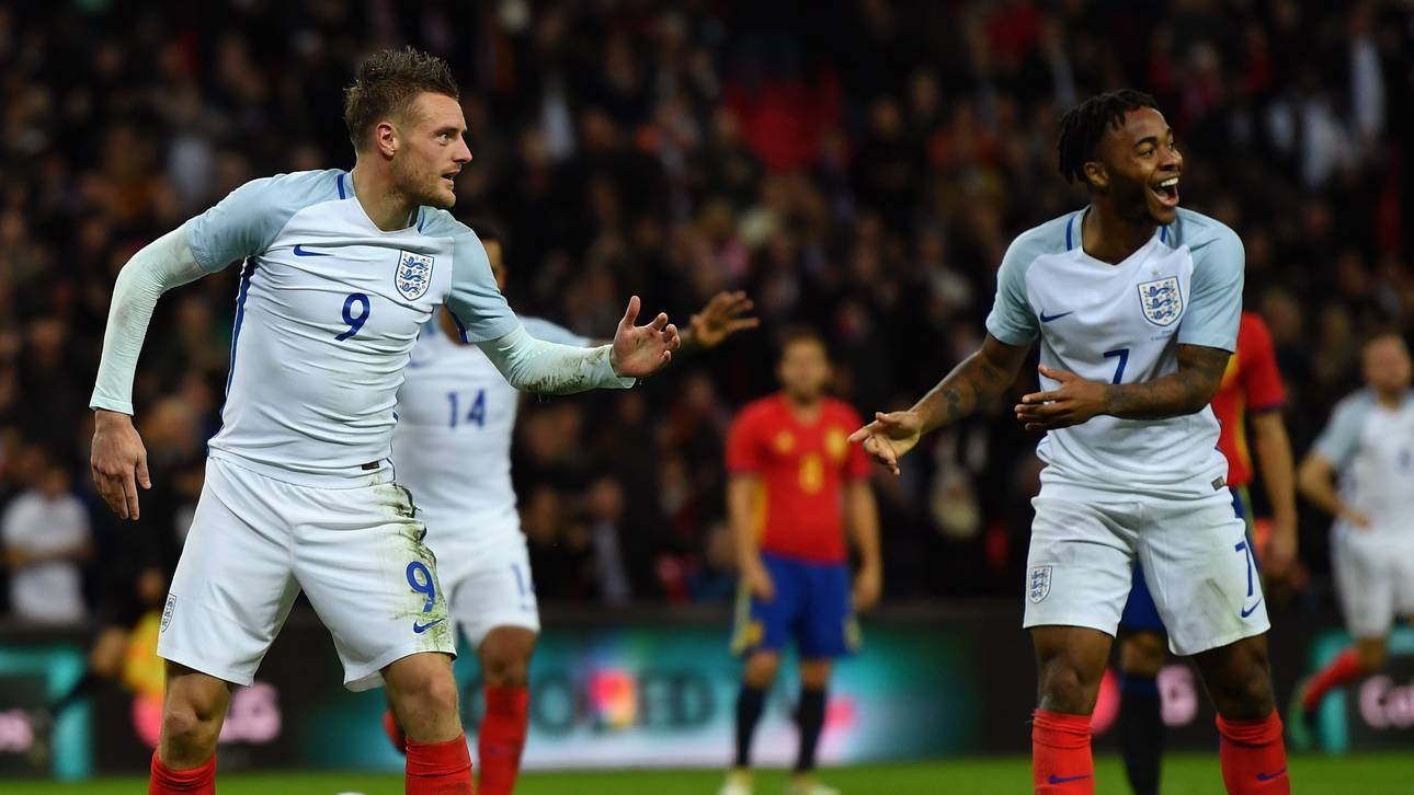 England mit Mannequin-Jubel