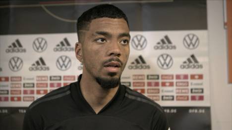 Nach dem Remis des DFB-Teams gegen die Niederlande spricht Nationalspieler Benjamin Henrichs über das Spiel und was die deutsche Nationalmannschaft im Hinblick auf Katar noch besser machen muss.