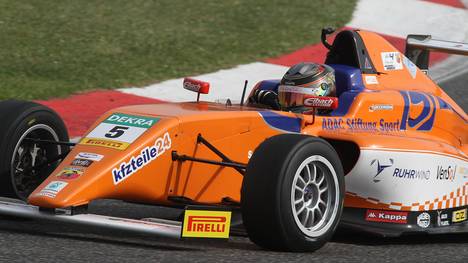 Steigt in die Formel 3 auf: David Beckmann, Konkurrent und Ex-Kollege von Mick Schumacher