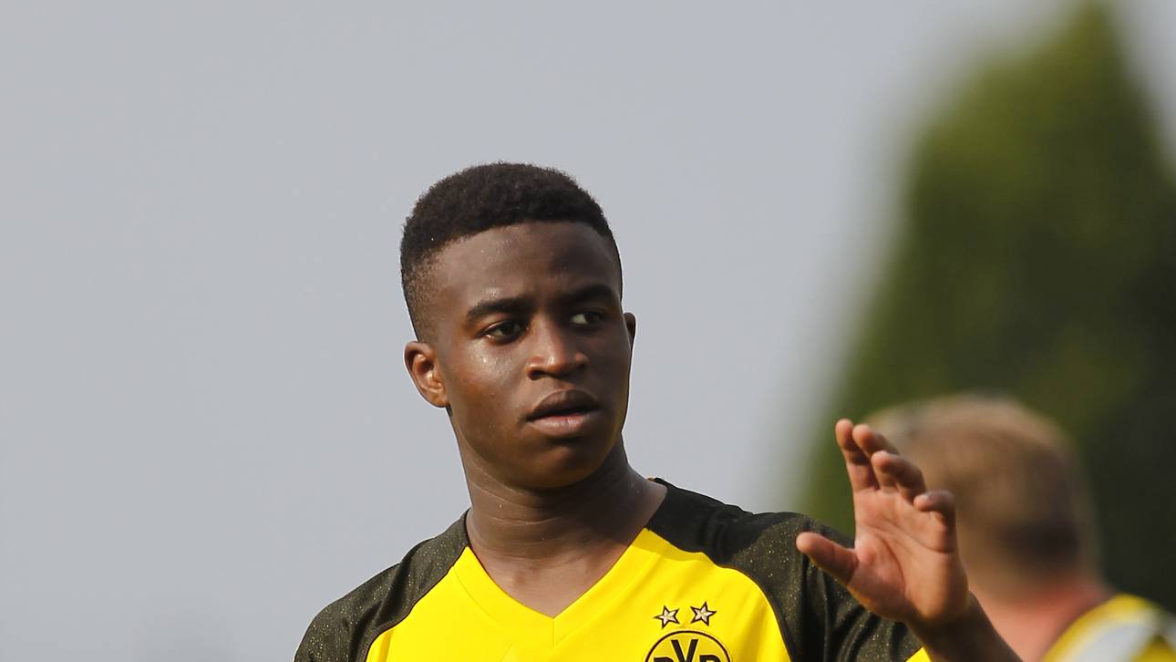 Moukoko soll befördert werden