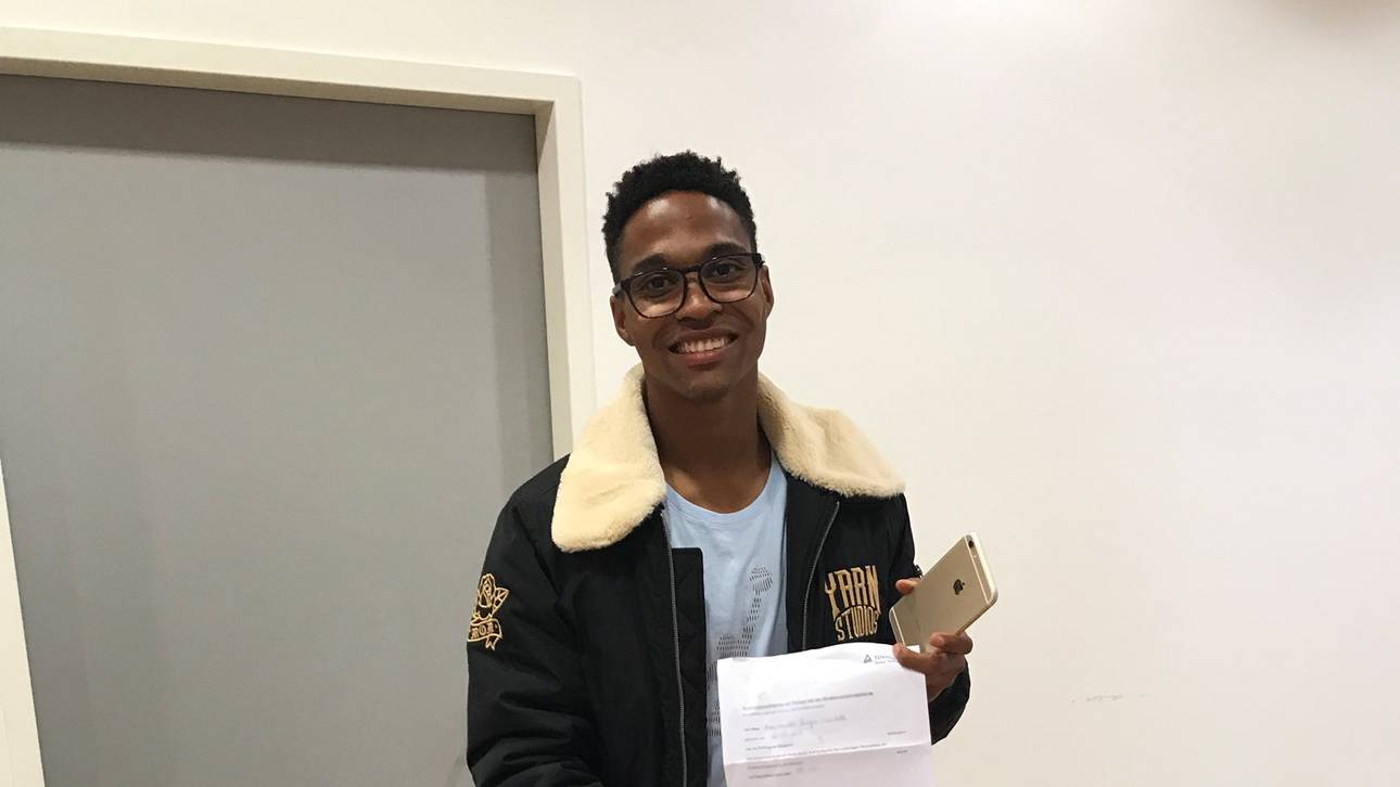 Wendell besteht Fahrprüfung