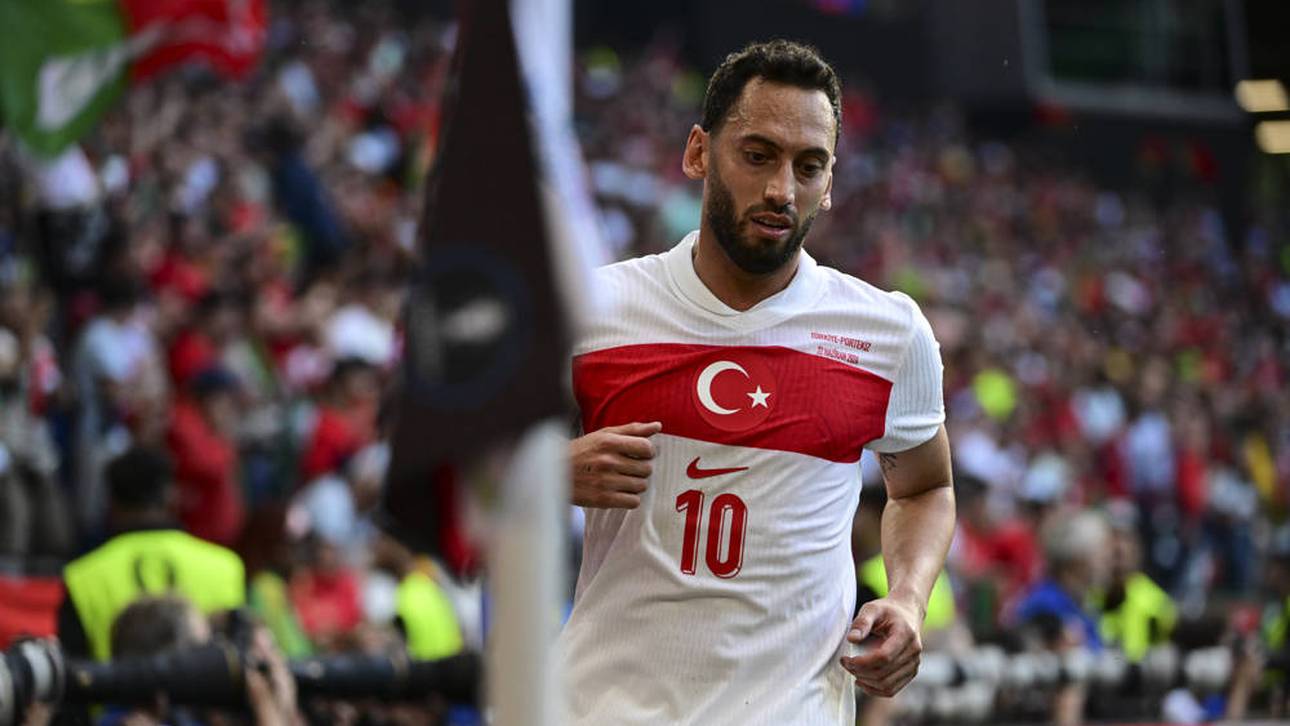 Hakan Calhanoglu steht in der Türkei in der Kritik