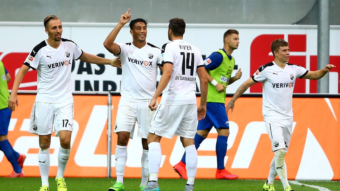 Sandhausen zerlegt Paderborn