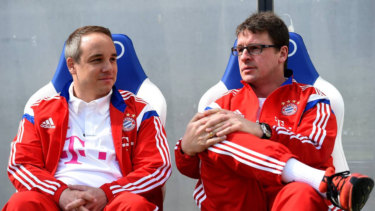 An seiner Stelle kümmert sich nun Dr. Volker Braun (l.) um die medizinischen Belange der Profimannschaft. Bisher hatte Braun die U 23 des FC Bayern betreut
