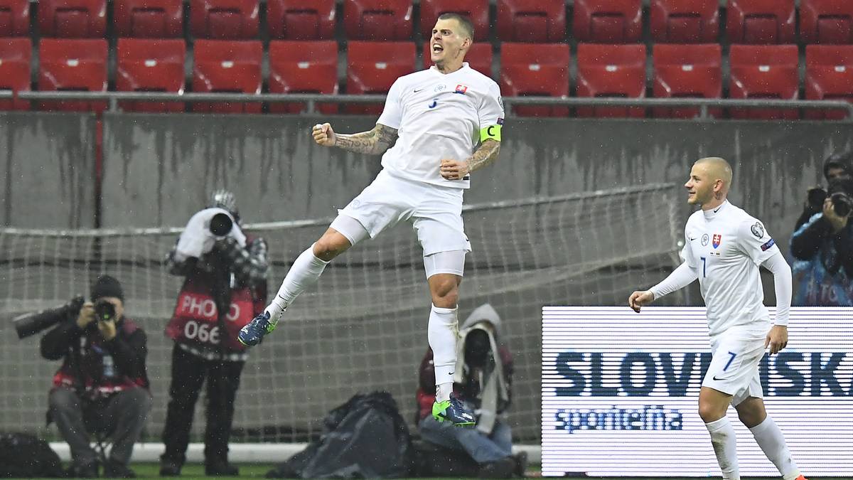 SLOWAKEI - Die Slowakei nahm ebenfalls 2016 das erste Mal an einer Europameisterschaft teil. Dort unterlag sie Deutschland im Achtelfinale klar mit 0:3
