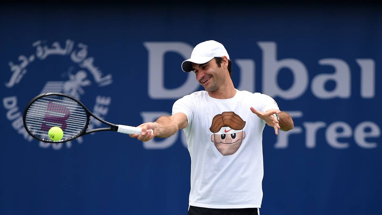 Federer siegt bei Rückkehr