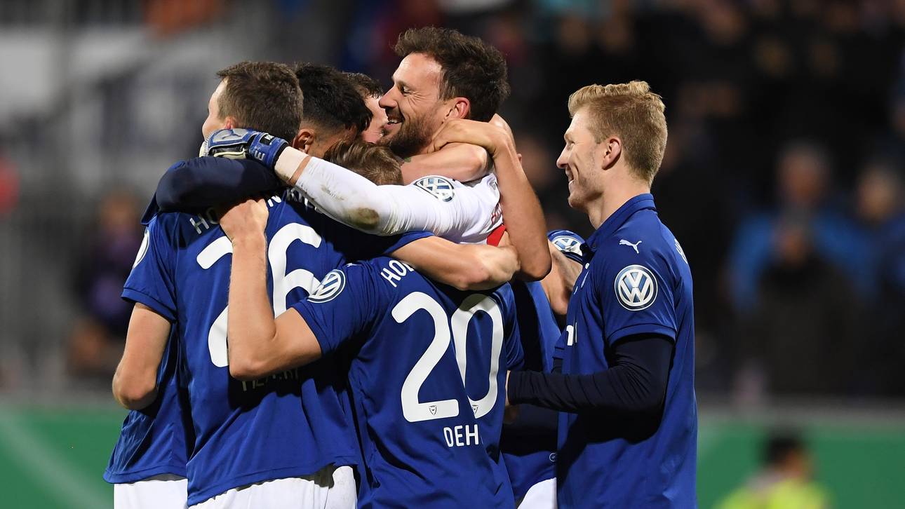 Kiel bleibt an Aufstiegsplätzen dran