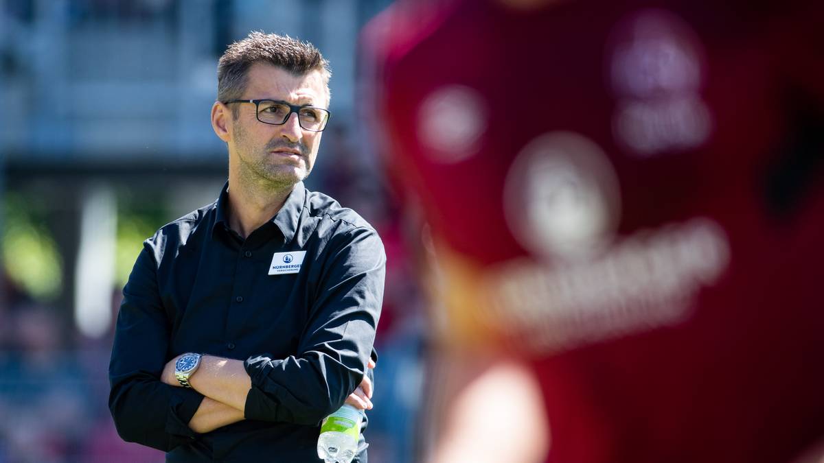 Der 1. FC Nürnberg ist nur noch ein Sieg vom Aufstieg in die Bundesliga entfernt. Das Team von Trainer Michael Köllner will in Sandhausen den letzten Schritt machen - zahlreiche Club-Fans sorgen für Heimspiel-Atmosphäre