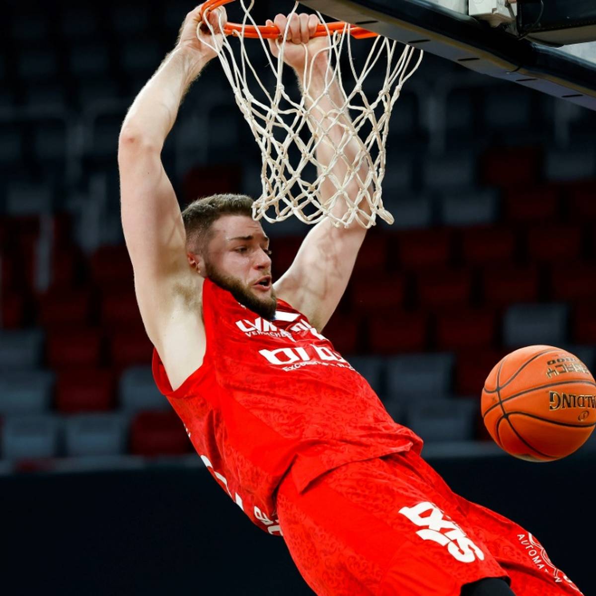 Basketball-Bundesligist Frankfurt Skyliners hat auf die Verletzung von Matt Haarms reagiert und den Litauer Martinas Geben verpflichtet.