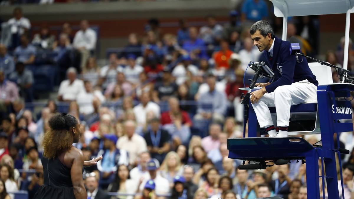 Alles begann damit, dass die frühere Nummer eins in der Frühphase des zweiten Satzes eine Verwarnung erhielt, weil ihr Schiedsrichter Carlos Ramos unerlaubtes Coaching unterstellte