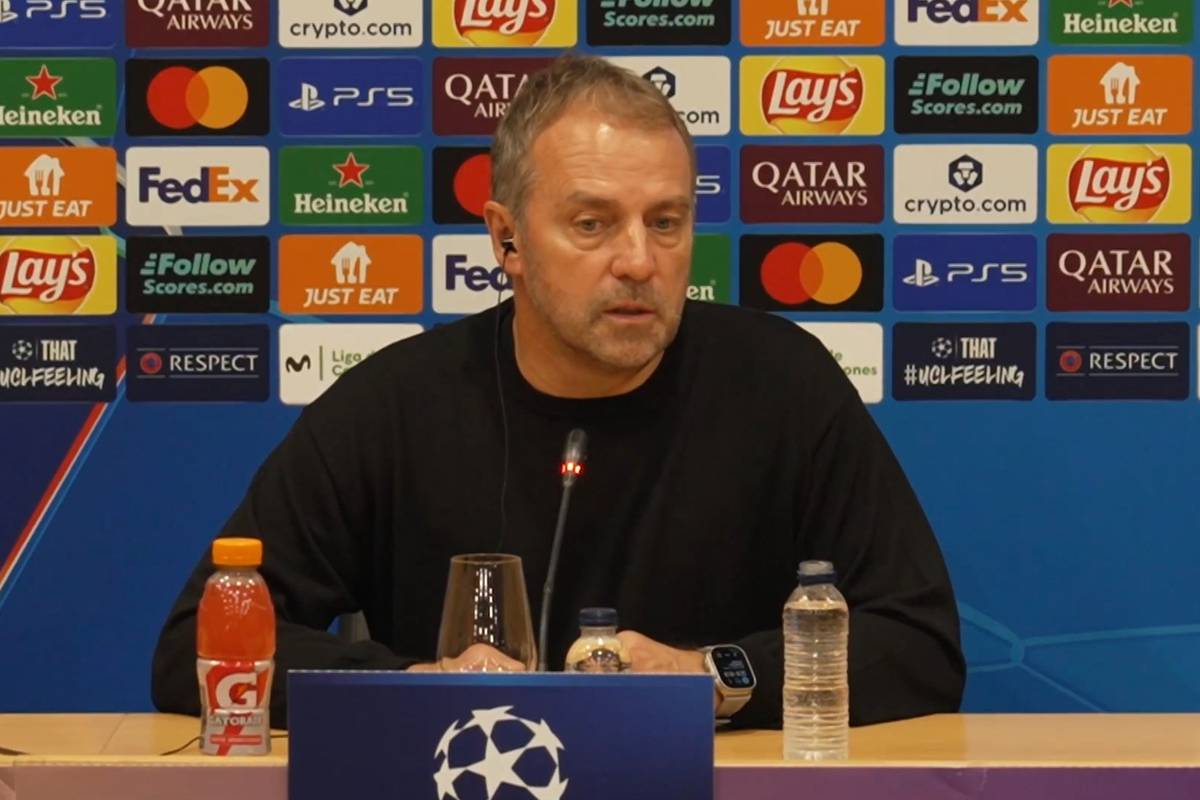 Barca-Coach Hansi Flick gesteht nach dem 1:2 gegen PSG, dass sein Team nicht die beste Leistung zeigte. Besonders in der zweiten Halbzeit dominierten die Pariser das Spielgeschehen.