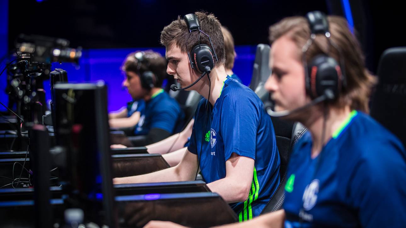 S04 kämpft gegen Splyce um Platz eins