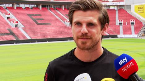 Nach seinem Wechsel zu Bayer 04 Leverkusen spricht Jonas Hofmann über seinen neuen Trainer Xabi Alonso und seine Rolle beim Transfer.