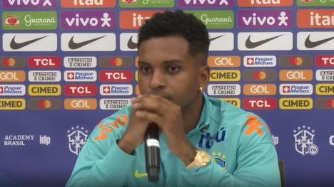 Rodrygo war einer der Spieler, der bei Brasiliens WM-Aus im Viertelfinale 2022 im Elfmeterschießen vergeben hatte. Nun erklärt der 23-Jährige, dass er sich danach psychologische Hilfe geholt hat.