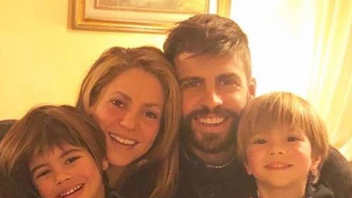 Eine schöne Zeit mit seiner Frau Shakira und seinen Kindern verbringt Barca-Verteidiger Gerard Pique