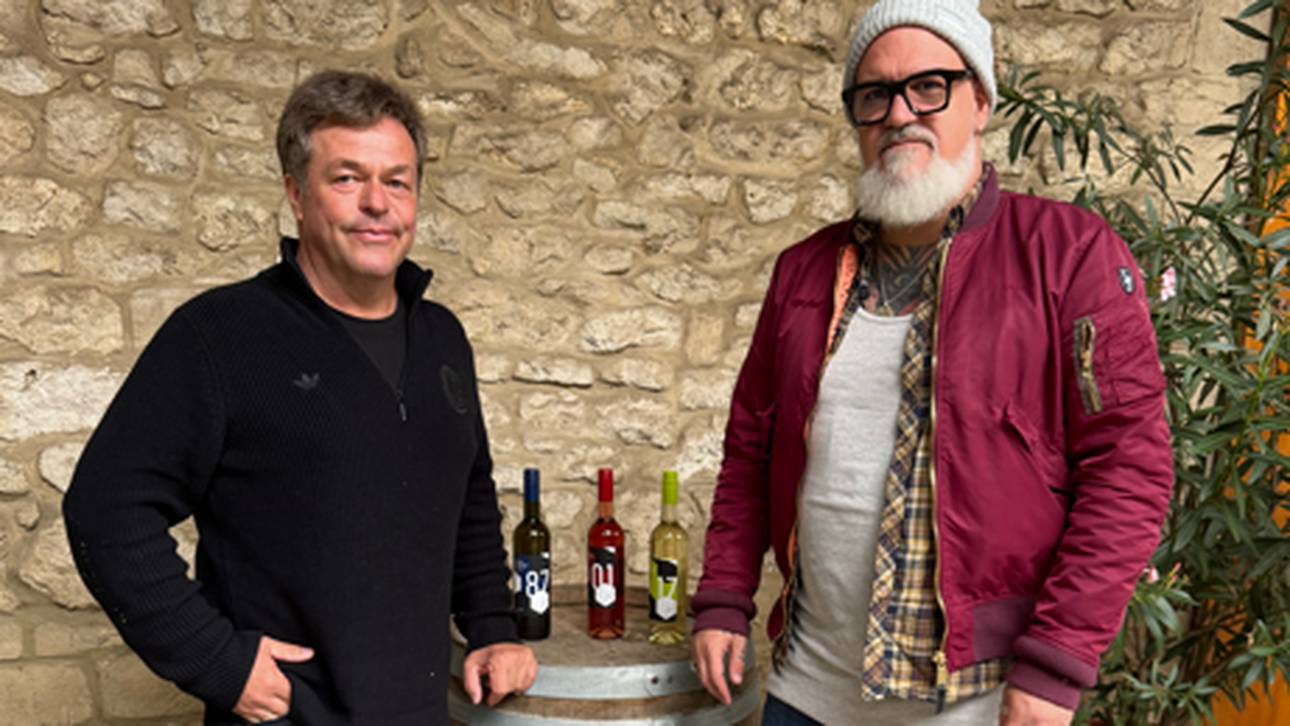 Gunther Metz (l.) und SPORT1-Reporter Reinhard Franke (r.)