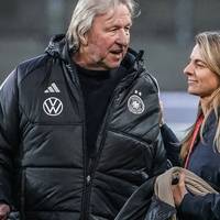 Die neue DFB-Sportdirektorin spricht über das anstehende Sommer-Highlight und die Entscheidung für Christian Wück als Bundestrainer.