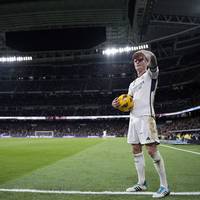 "Eine Ikone": Real-Stars verneigen sich