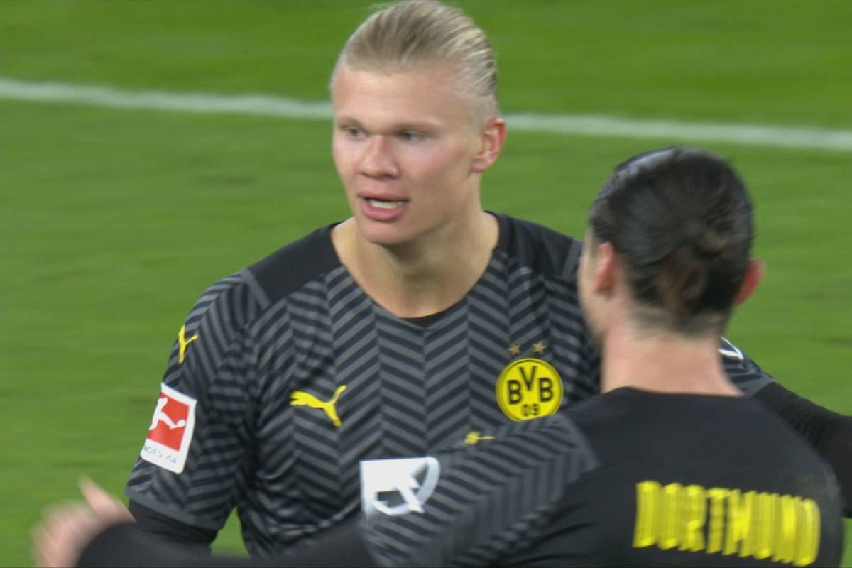 Erling Haaland ist nach seiner Verletzung wieder zurück auf dem Platz - gegen Wolfsburg feierte er mit einem Tor sein Comeback. Rechtzeitig für das Topspiel gegen die Bayern ist er fit, allerdings zu spät für die Champions League. 