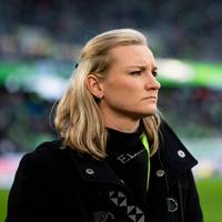 Vor dem Pokalfinale zwischen Wolfsburg und München wird über die nationale Vormachtstellung diskutiert - mit einem Reizwort für Alexandra Popp.