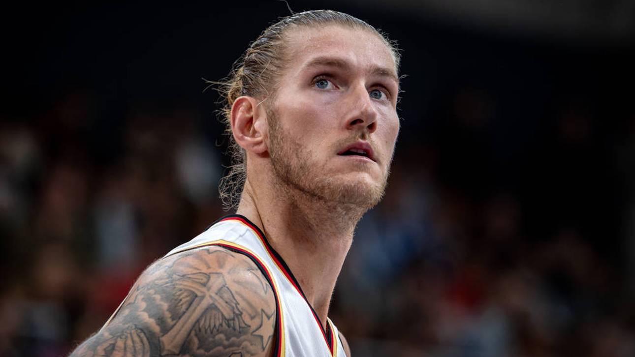 Nationalspieler sitzt in Dubai fest