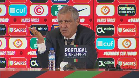Portugals Trainer Fernando Santos hadert mit der Leistung seines Teams. Er weiß aber schon ganz genau, wie er den EM-Titel verteidigen will.